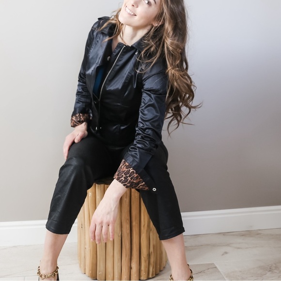 Express black coated denim - Picture 5 of 8